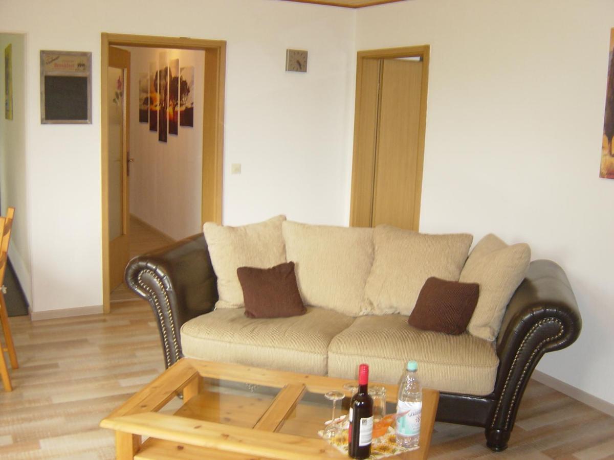 Haus Am Wald Apartment Hillscheid Exterior photo